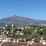 Puerto Banus - Nueva Andalucia - Urb Senorio De Aloha